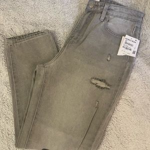 BP. High-Rise Mom Jeans size 29